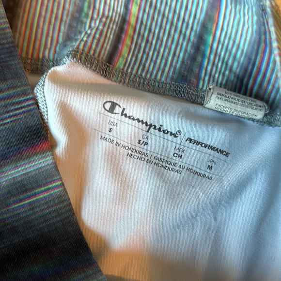 Champion size small Capri leggings - Picture 2 of 3